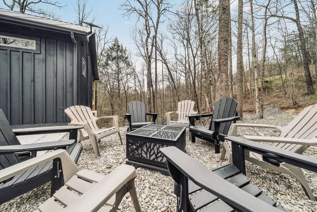 Honeymoon Couples Cabin Secluded, Hot Tub, Views Сев'єрвілл Екстер'єр фото